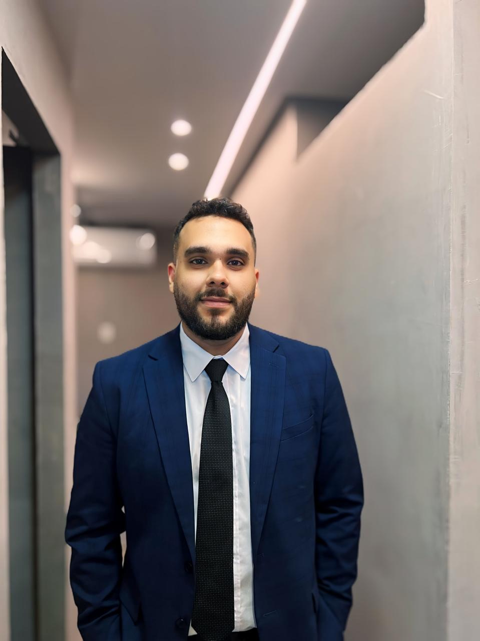 Carlos Henrique Santana Lima, advogado, em retrato no escritório